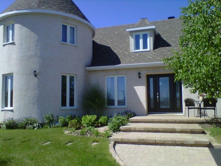 Gite du Chateau Chute aux Outardes Cote Nord 768x576