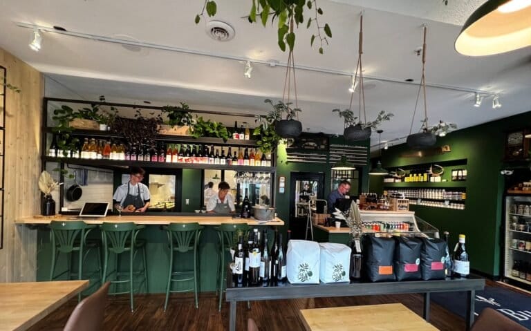 Le Buck Comptoir Lunch Trois Rivieres Destination Mauricie2 1 768x479