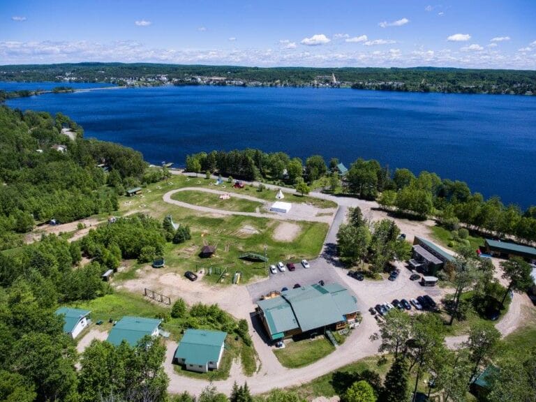 Auberge Éva -Lac-Bouchette- Lac-Sint-Jean