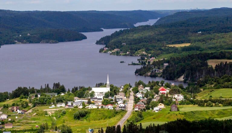 Municipalité de Saint-Charles-de-Bourget-Destination Saguenay