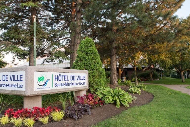 Ville Sainte-Marthe-sur-le-Lac-Laurentides