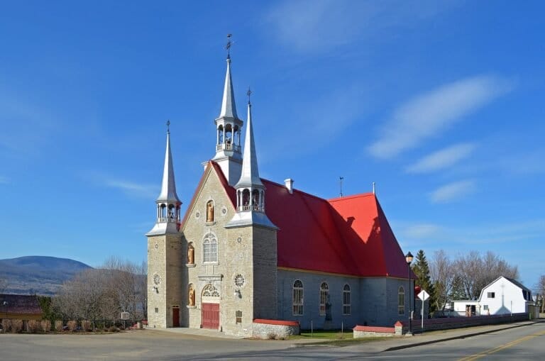 Eglise de la Sainte Famille Ile dOrleans 768x509
