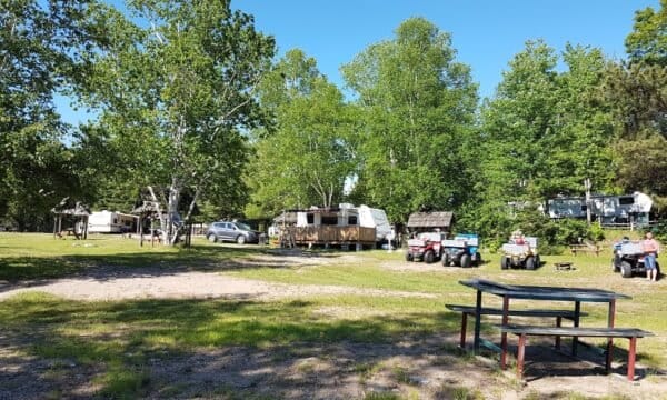 Camping Lac Gatineau - Mont-Laurier - Laurentides